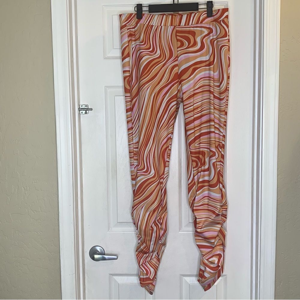 Shein Curve GROOVY BABE MARBLED PANT, PINK Size 1XL